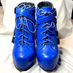 ShoeDazzle Blue Booties