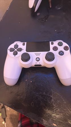 PS4 CONTROLLER
