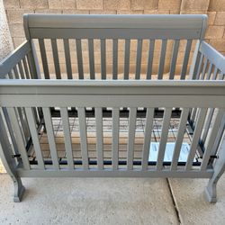 Used Wooden Crib