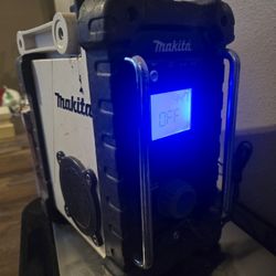 Makita Job Site Radio
