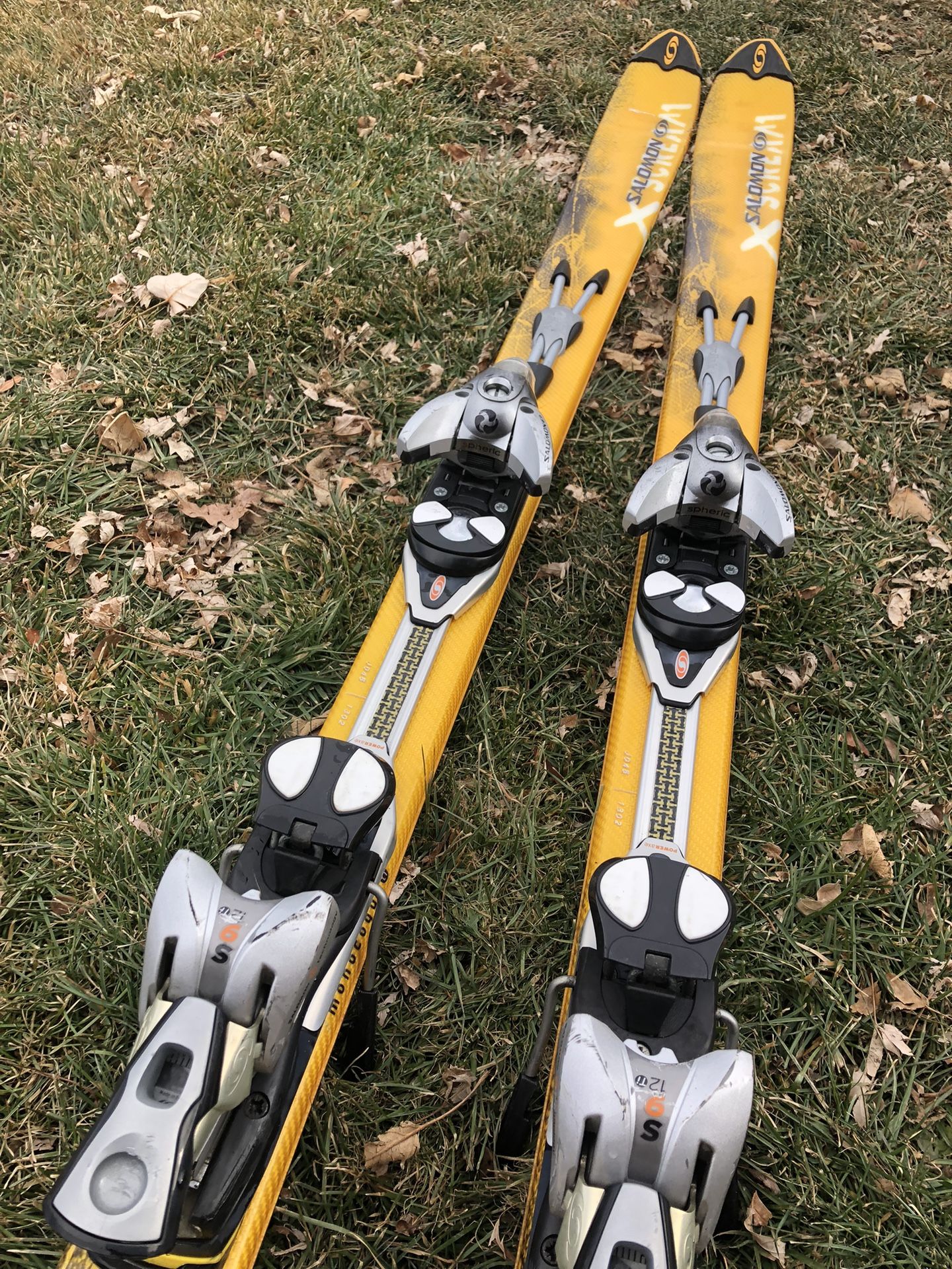 Salomon Skis 187cm Yellow Skis