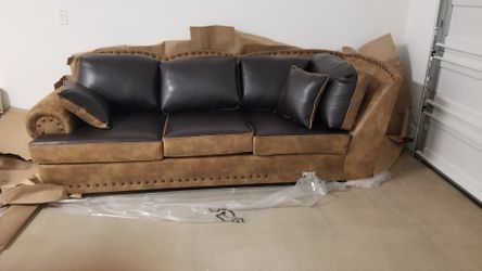 Sofa sectional/standalone