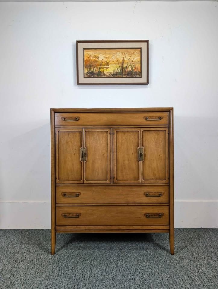 MCM Meridian Collection Gentlemen's Chest Highboy by Drexel