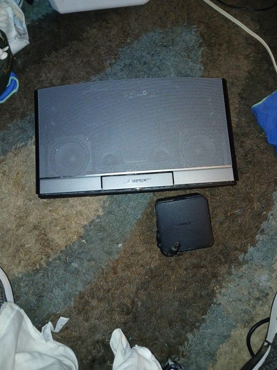 Bose Sounddock Portable Digital Music System