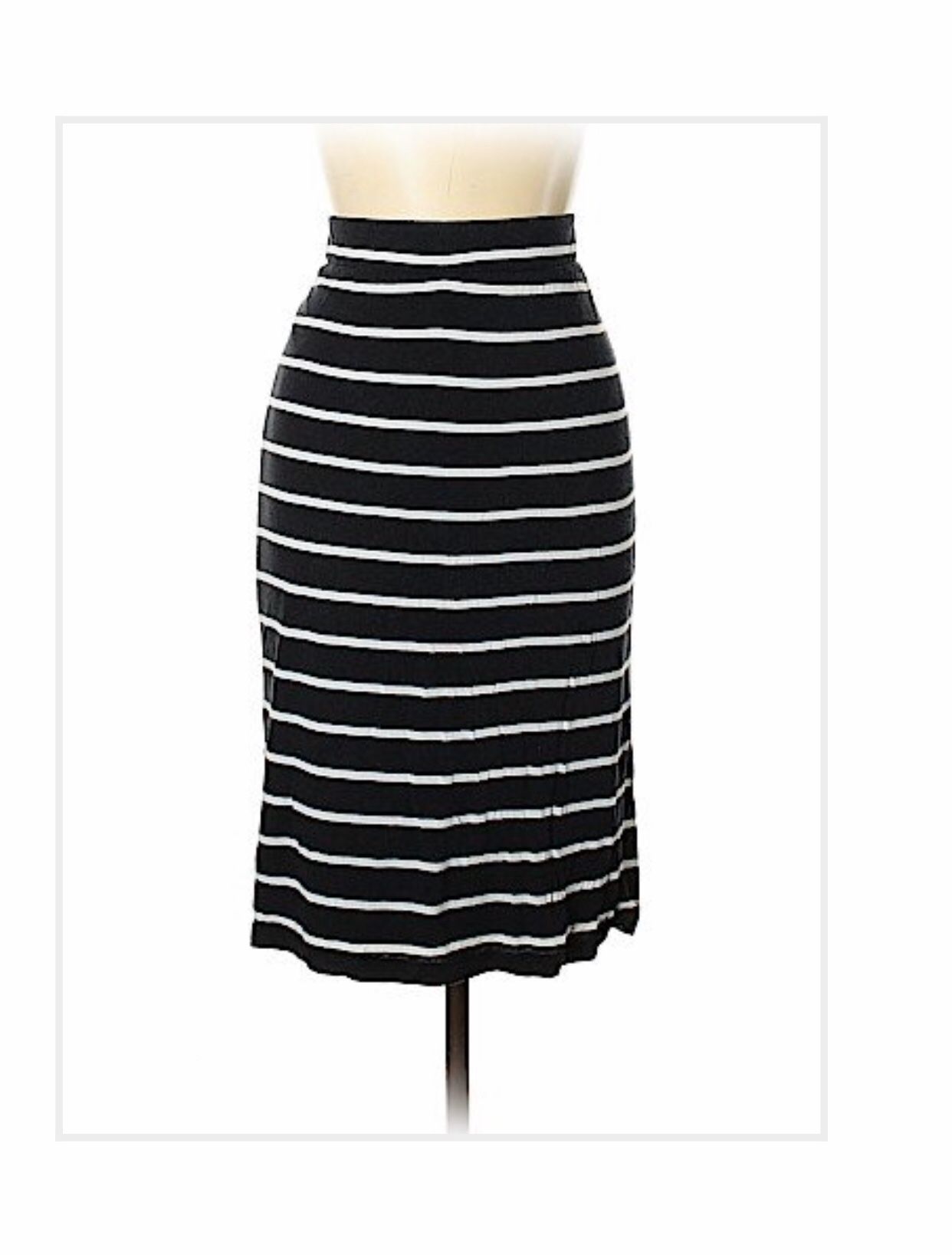 Skirt and tank