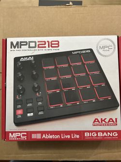 Akai Professional MPD218 Pad Controller