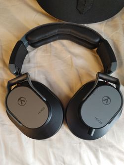Austrian Audio Hi-X55 Closed-back Headphones