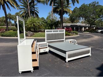 Beautiful Bedroom Set Queen Size Solid Wood White And Gray Color Like New by Coaster fine Furniture