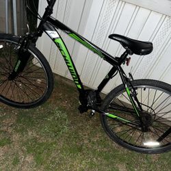 Schwinn Sidewinder 26’ Mountain Bike 