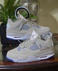 Air Jordan 4