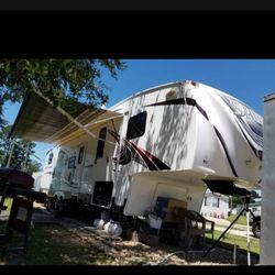 2013 Palomino Sabre By Fores River 