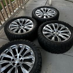22 Inch Oem GMC Sierra Denali Rims 6 Lug New Tires 