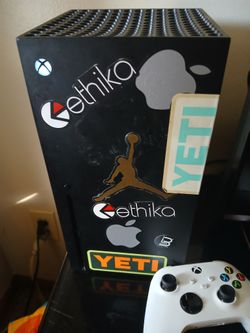 Xbox Series X Bundle 