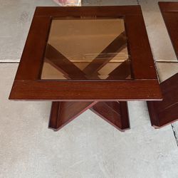 Set Of Night Stands R end  Tables