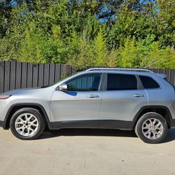 2014 Jeep Cherokee 