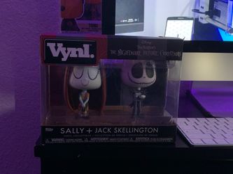 Sally and Jack Skellington Vinyl Collectibles Give me your best price