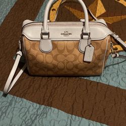 Barely Used Coach Purse 