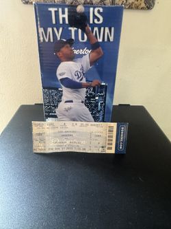 Matt Kemp Los Angeles Dodgers Bobblehead with Aug 17, 2010 Game Ticket