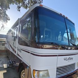 Monaco La Palma Motorhome RV Low Mileage Fully Renovated 