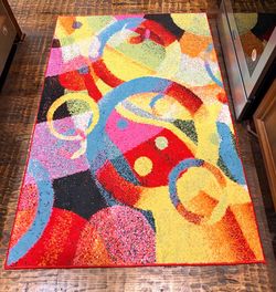 Colorful rug approximately 3 x 5