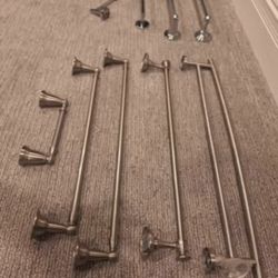 Like New! Variety of Towel & toilet paper holders. Prices Below