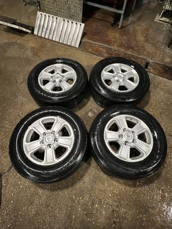 Toyota Tundra 18” Wheels And Tires (4)