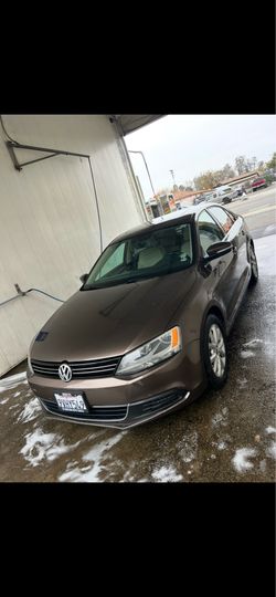 Volkswagen Jetta se 2.5 2013