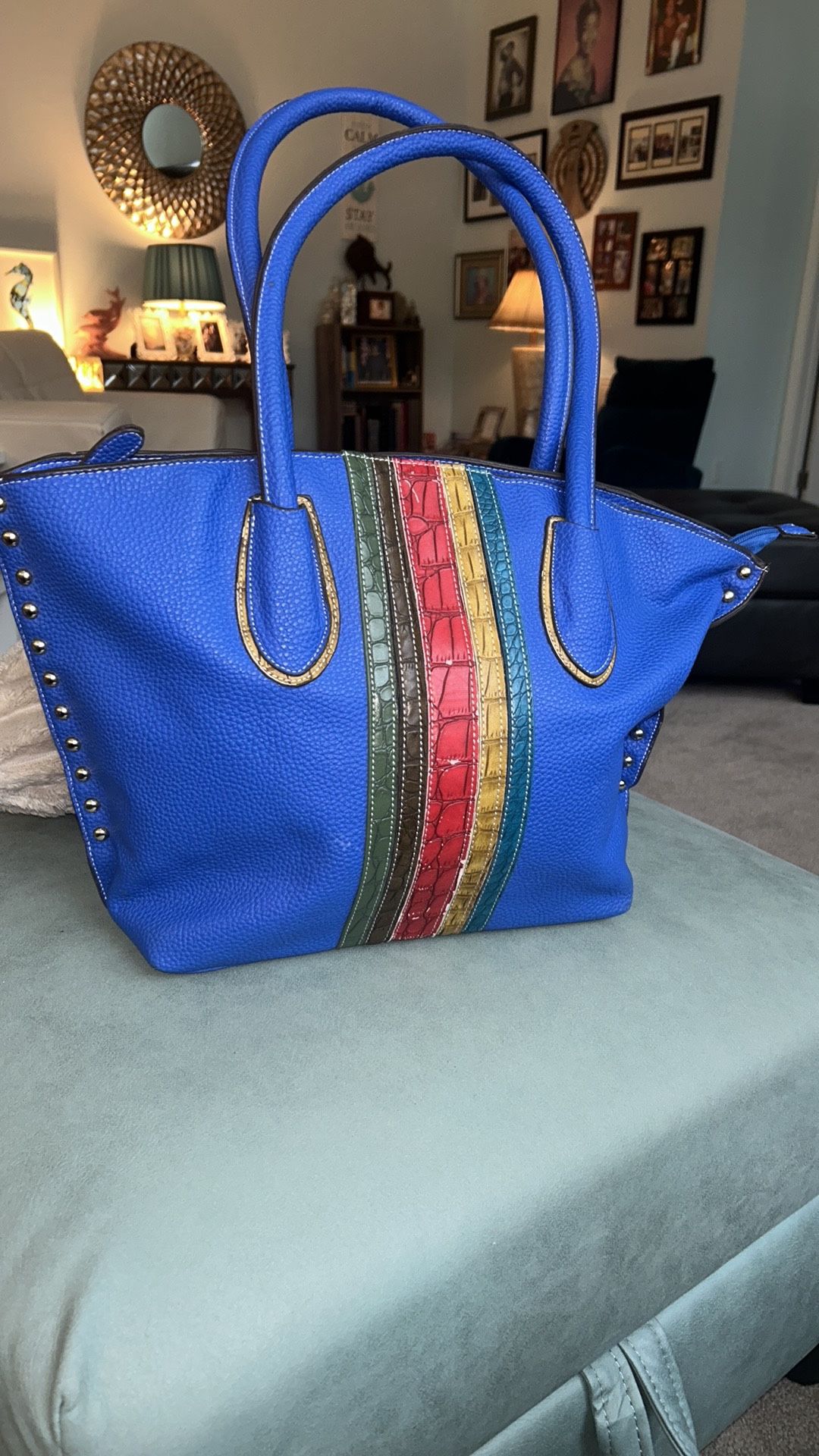 Stylish Vibrant Blue Tote With Stripe