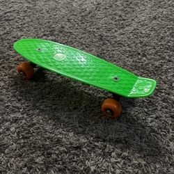 Kid Mini Skateboard