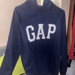 Men’s Gap hoodie 