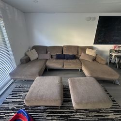 Sectional couch