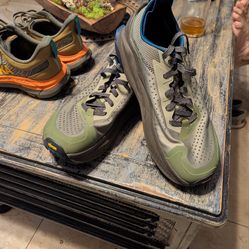 Altra Vibram size 12