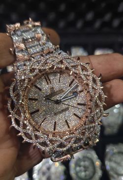 Bustdown Luxury Watch