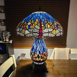 Dragonfly Stained Glass Lamp 