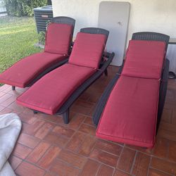3 Pool Chase Chairs 