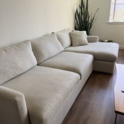 Crate & Barrel Lounge Couch