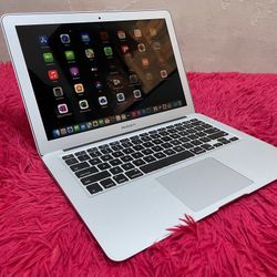 Apple MacBook Air 13” Intel I5 Processor 8GB RAM 128GB FLASH STORAGE $199 Halloween SPECIAL