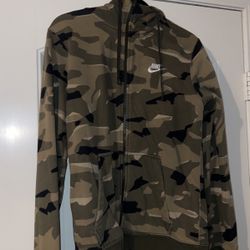 Nike Camo Hoodie