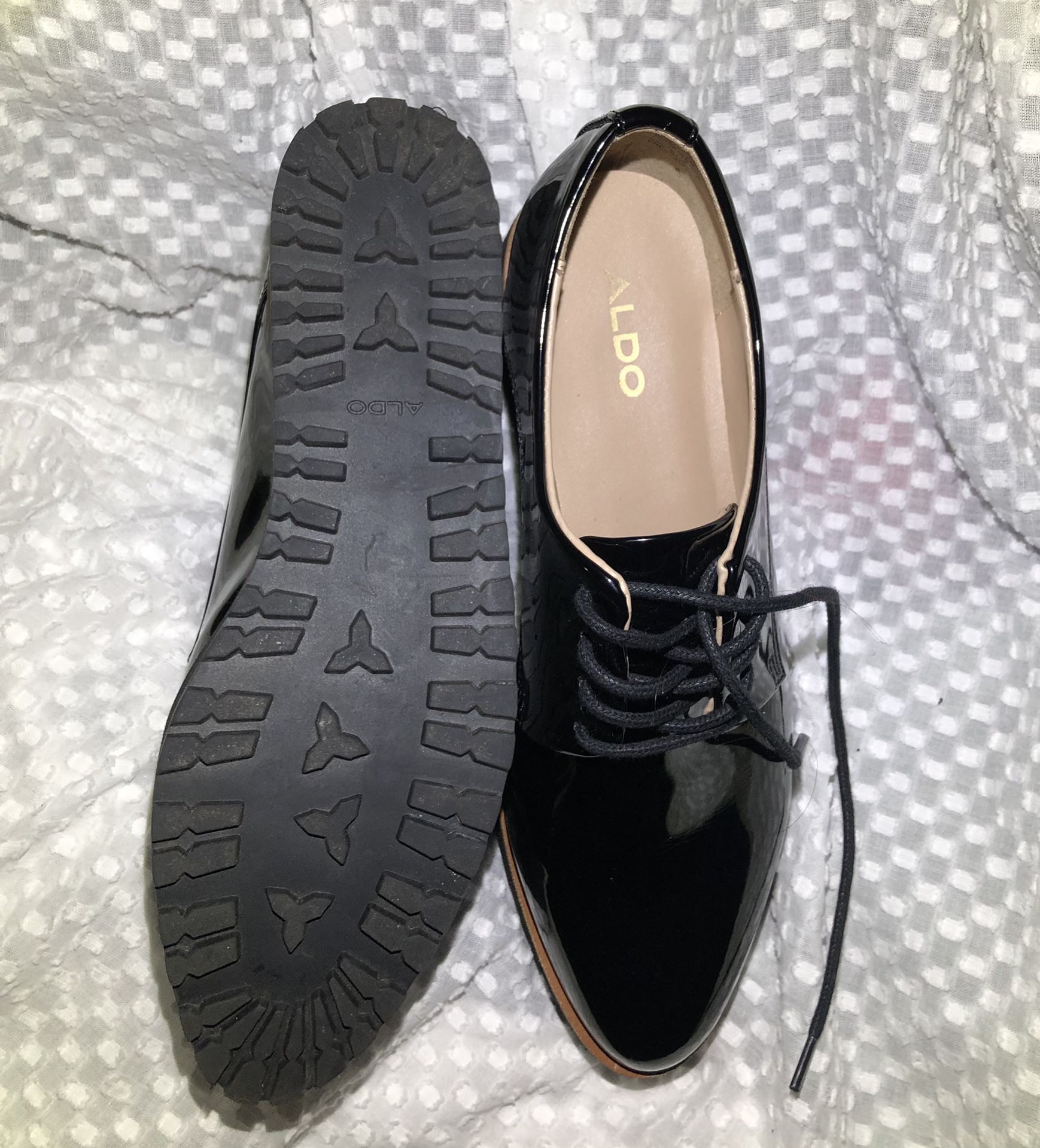 Aldo Ereillan Oxford Wedge Platform for Sale in Union City CA OfferUp