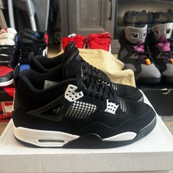 Jordan 4 White Thunder (10.5)