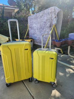 Carry on bag set