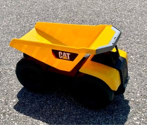 Toy State Industrial CAT Dump Truck Cars - Boys Summer Outdoor Truck