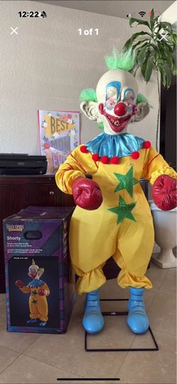 Killer clowns from outer space