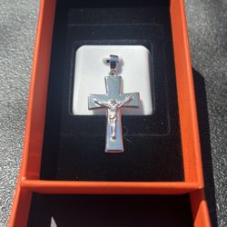 925 Sterling Silver Cross Pendant 