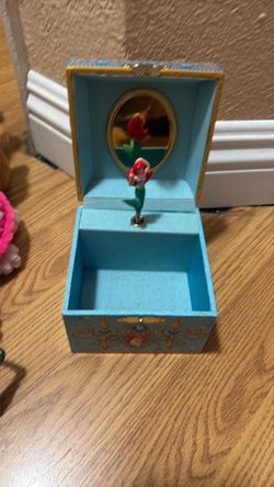 Disney Little Mermaid Ariel Music Jewelry Box