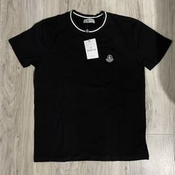 ✨New Moncler T-shirt (Embroided Emblem )