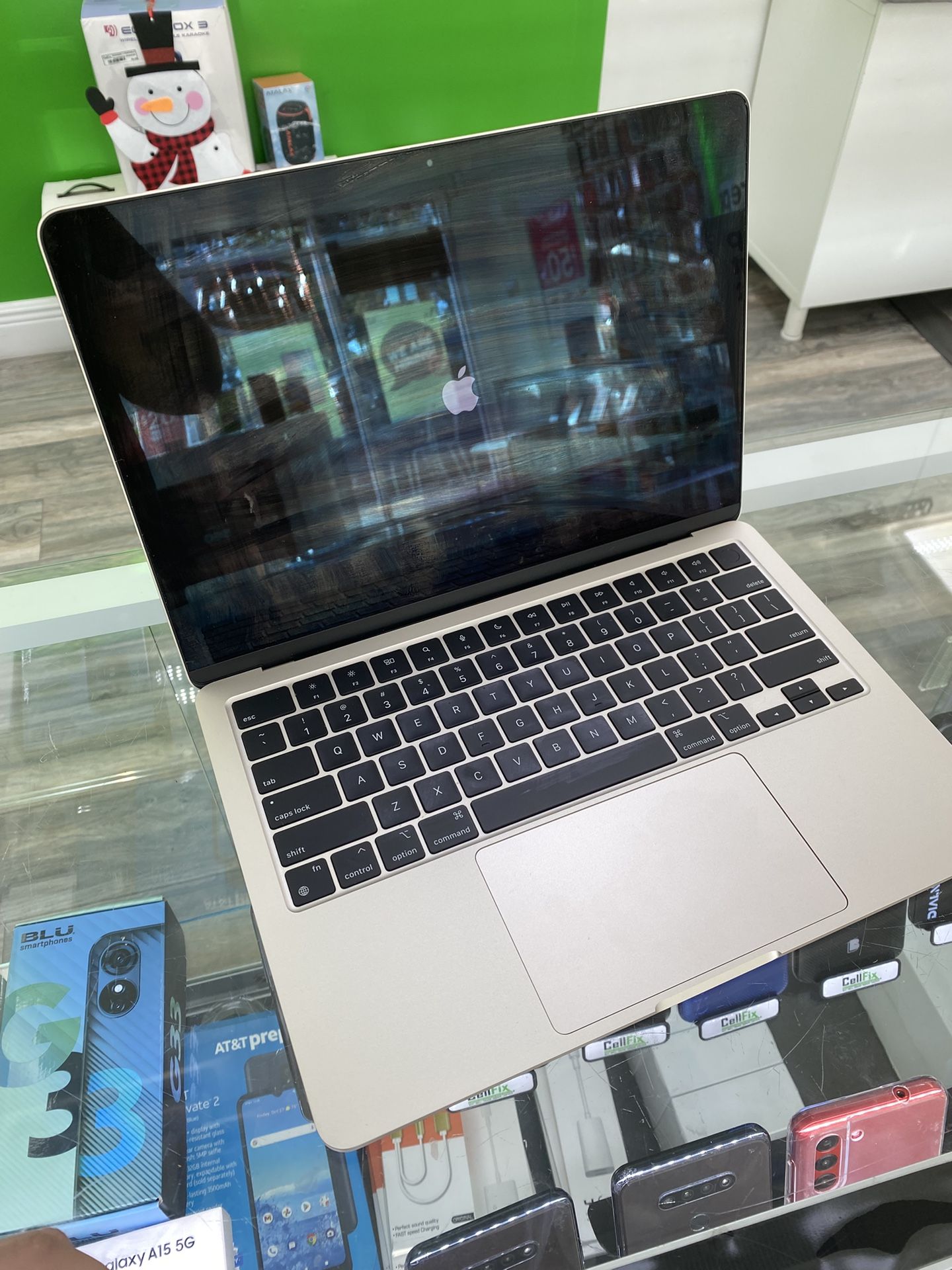 MacBook Air 2022 16GB Ram