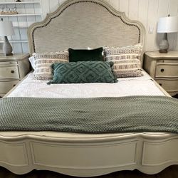 King Size -  Solid Wood Platform Bed Frame Set