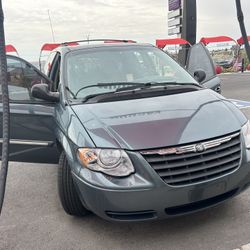 2006 Chrysler Town & Country