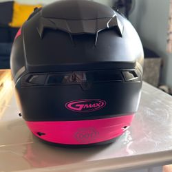 GMax Ladies Helmet